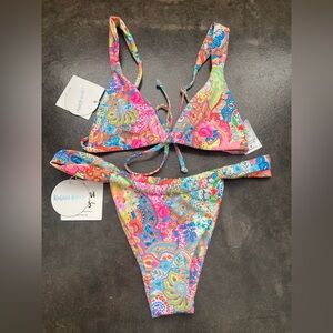Kulani Kini Bikini 👙 SET! Size M